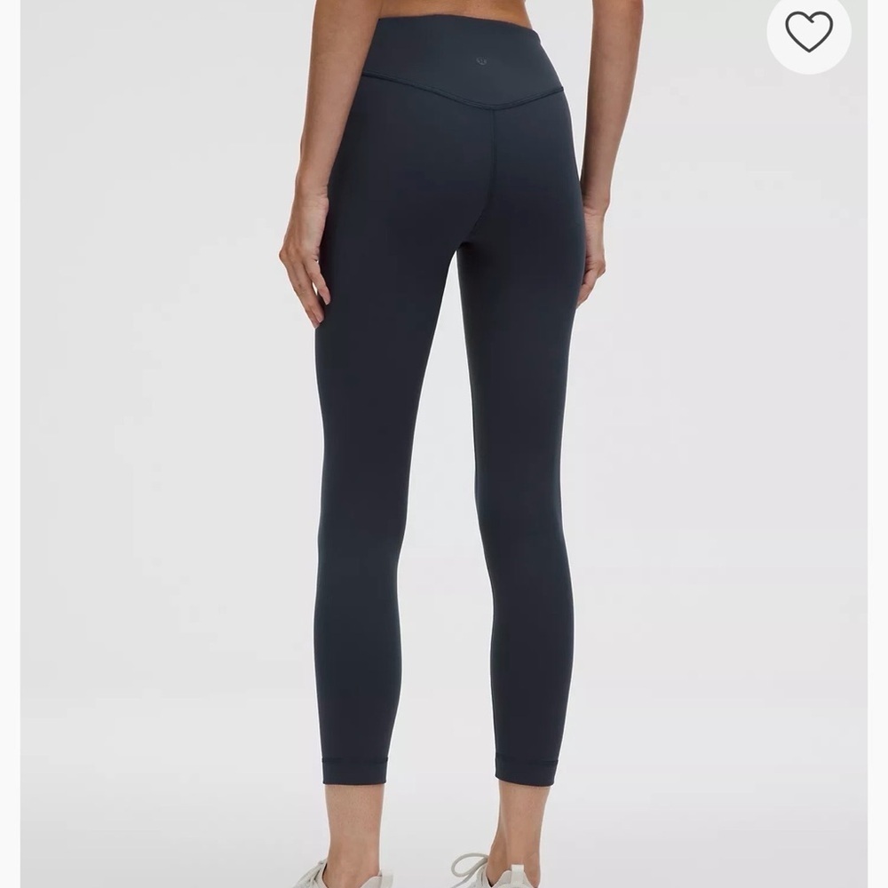 NWT Wunder Under Smooth Cover High-Rise Tight 25" True Navy Leggings Size 6